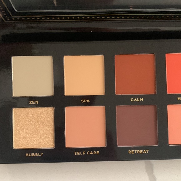 NEW ace beaute eyeshadow palette - Picture 5 of 7